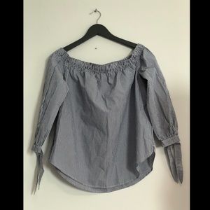 Brand new OFF SHOLDER